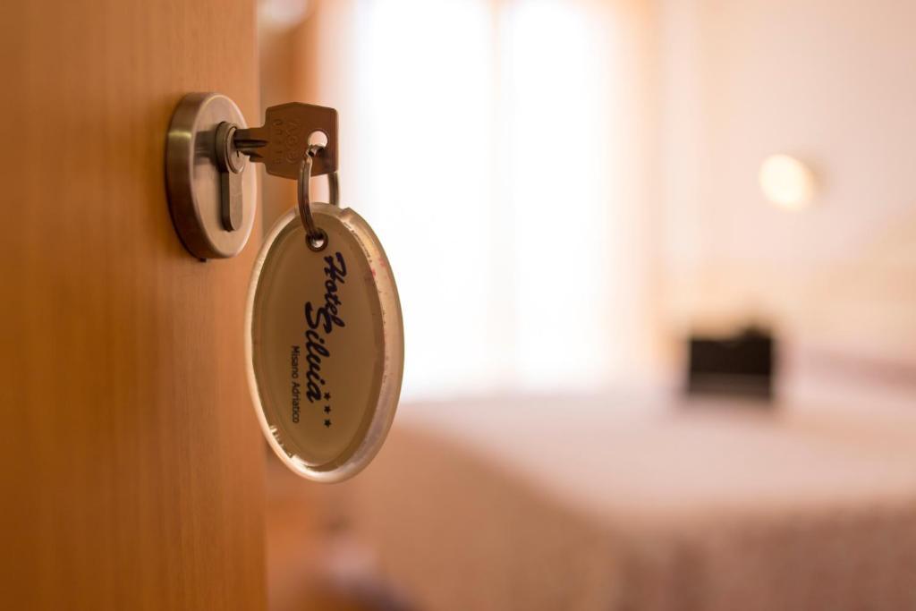 Hotel Silvia Мизано-Адриатико Номер фото